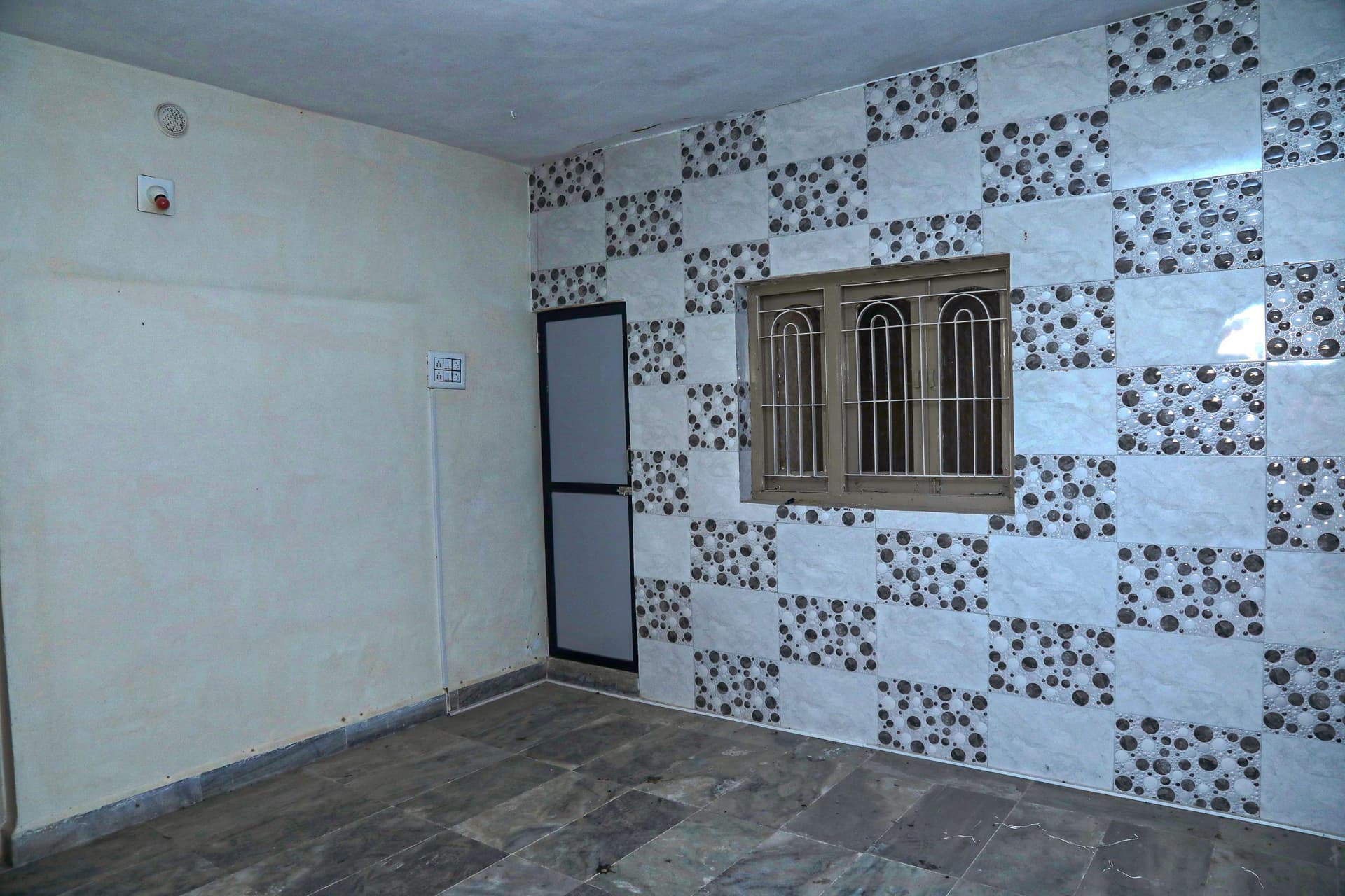 Property Photos 7