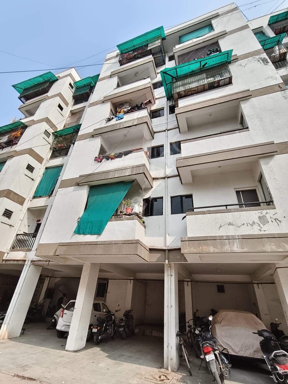 Property Photos 8