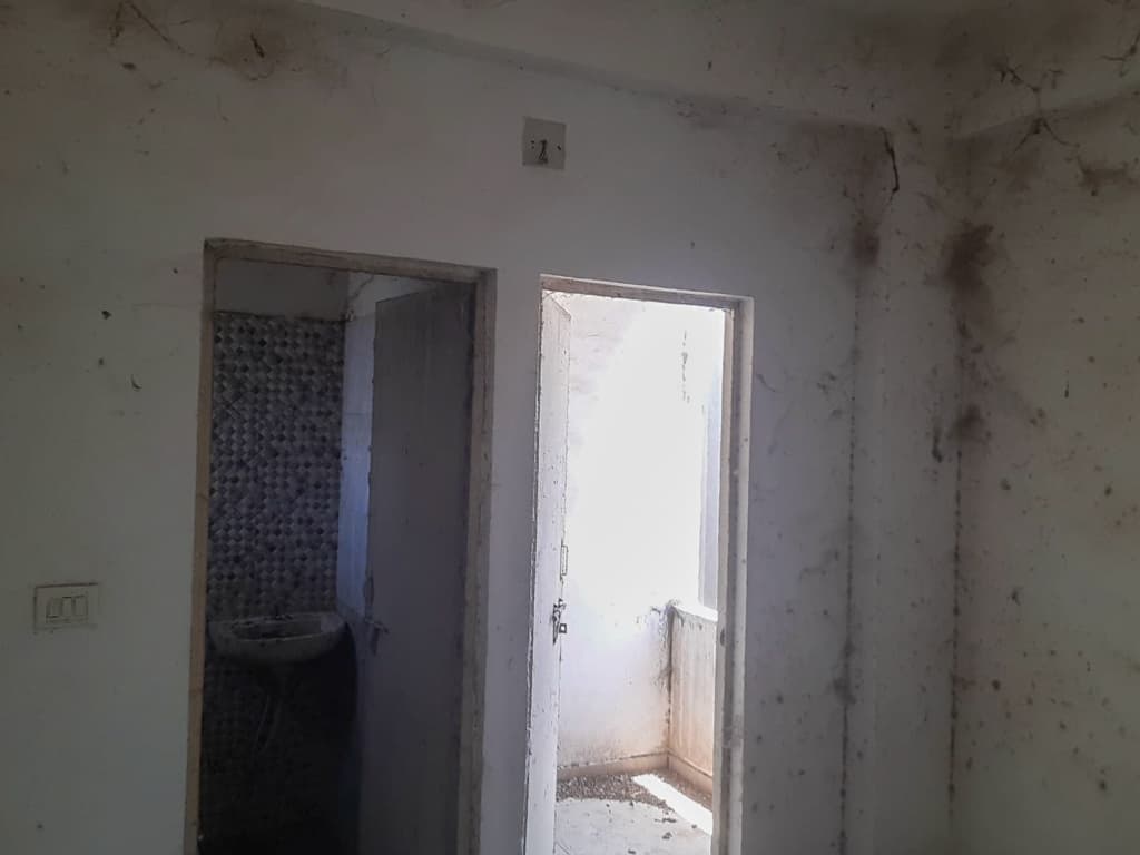 Property Photos 6