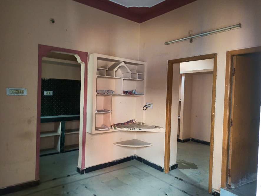 Property Photos 28