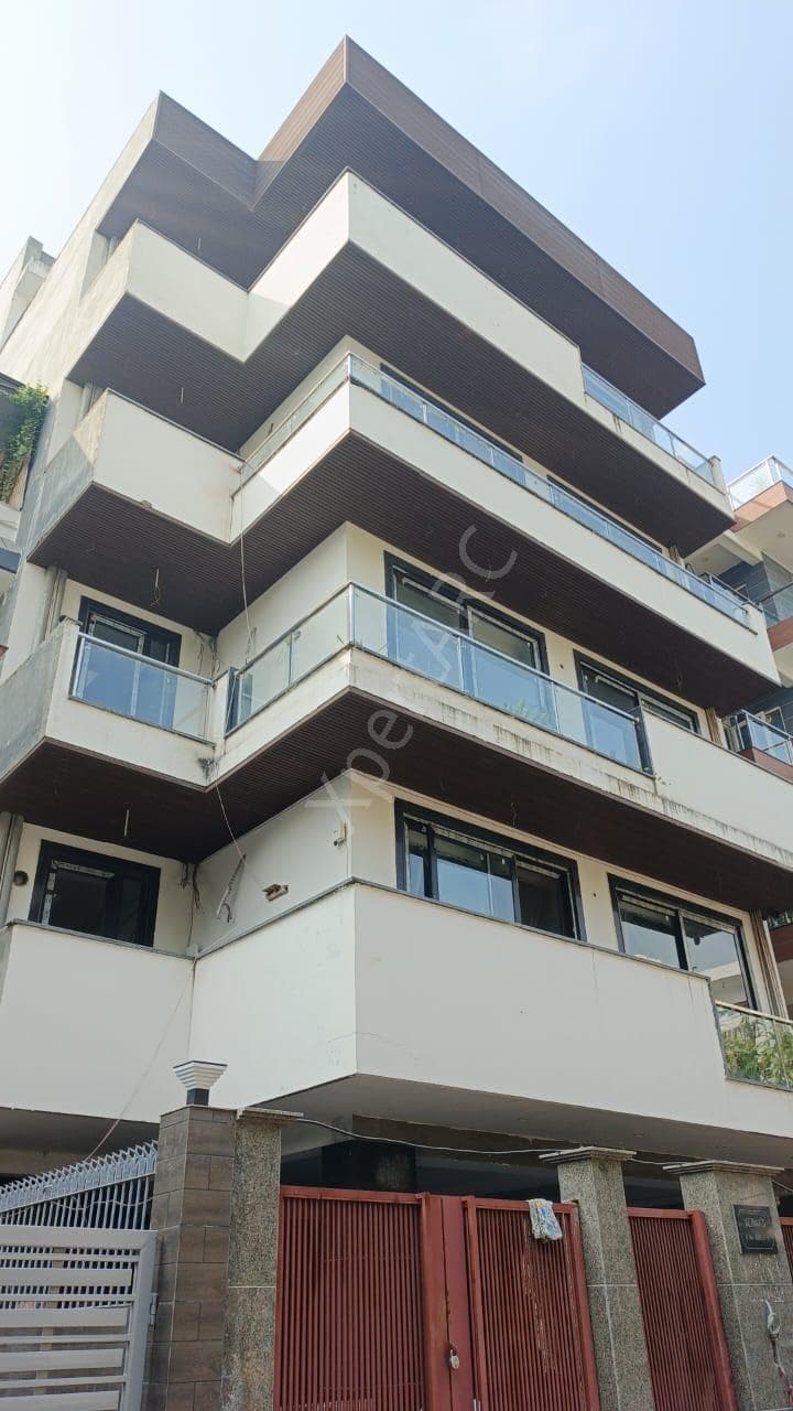 Property Photos 5