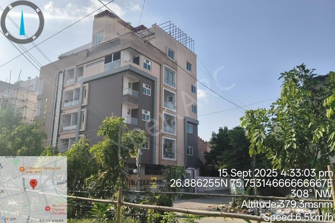 Property Photos 12