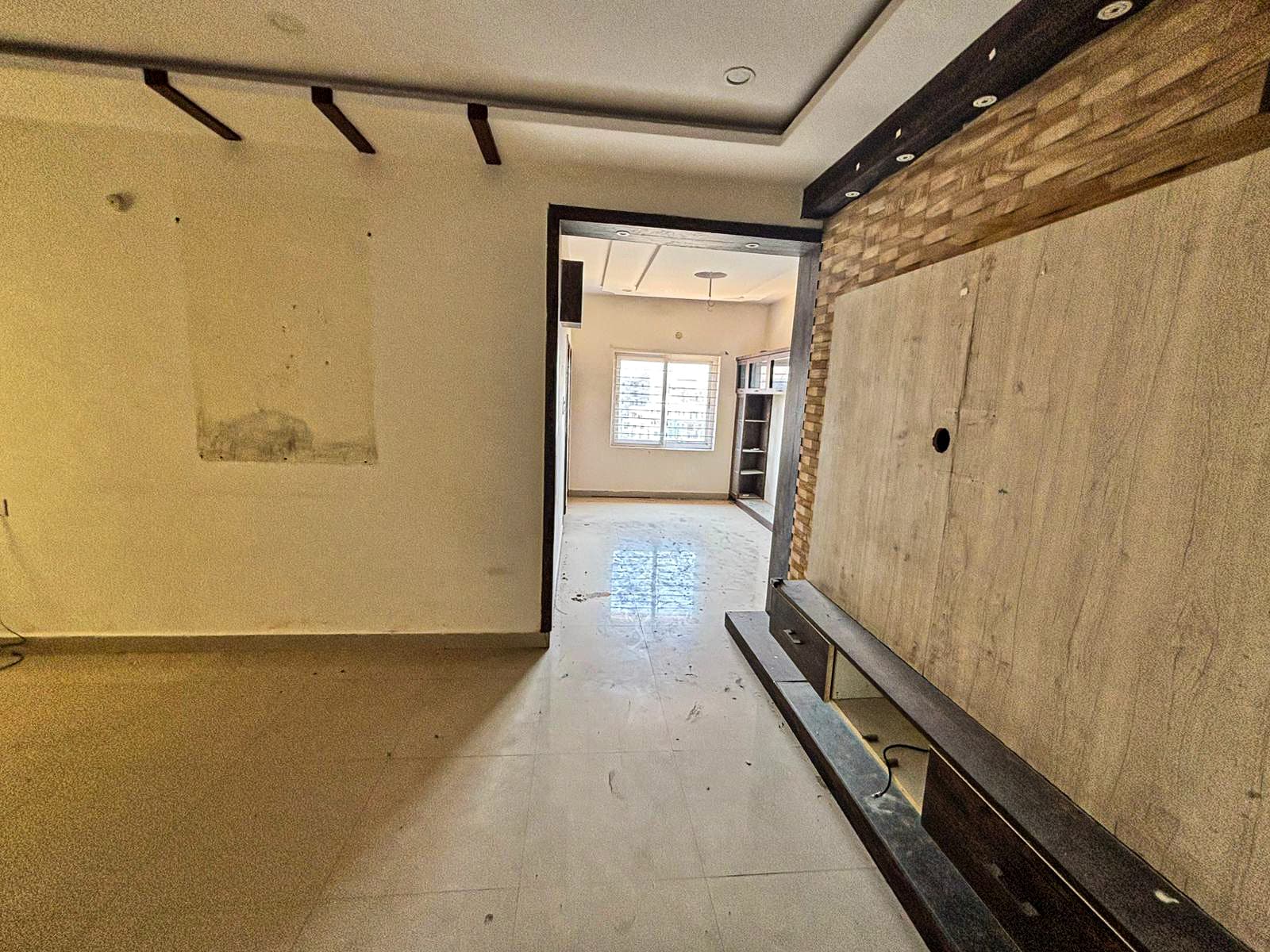 Property Photos 7