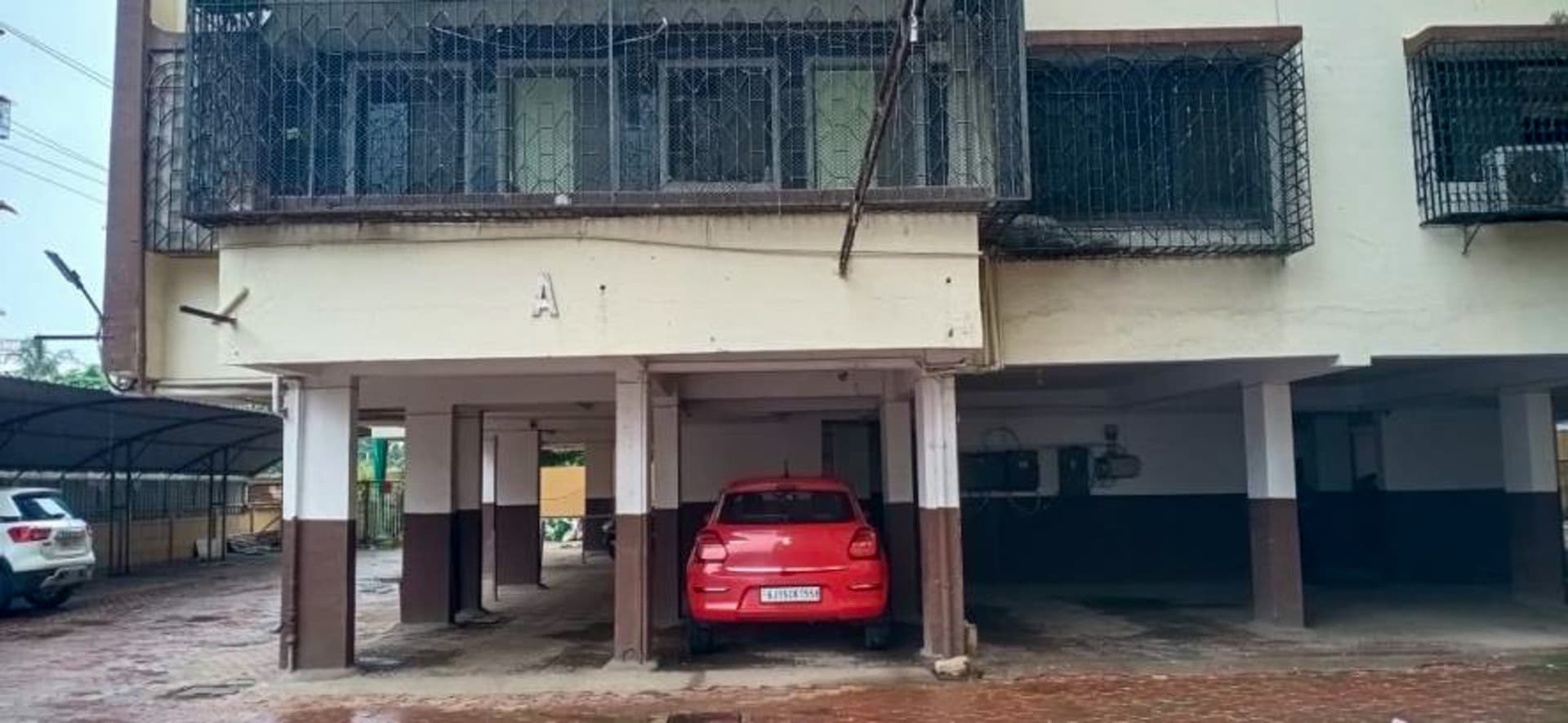 Property Photos 9