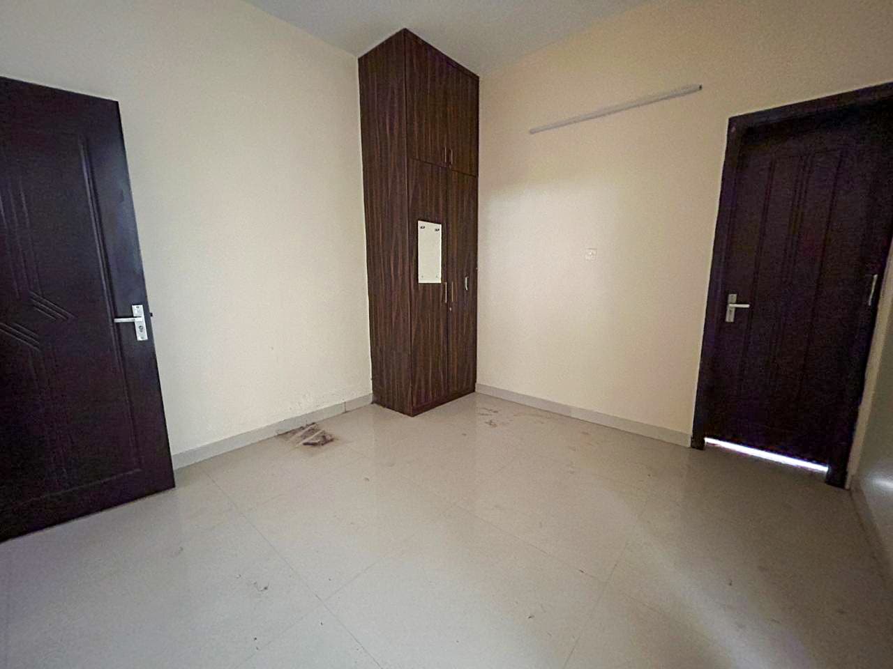 Property Photos 6