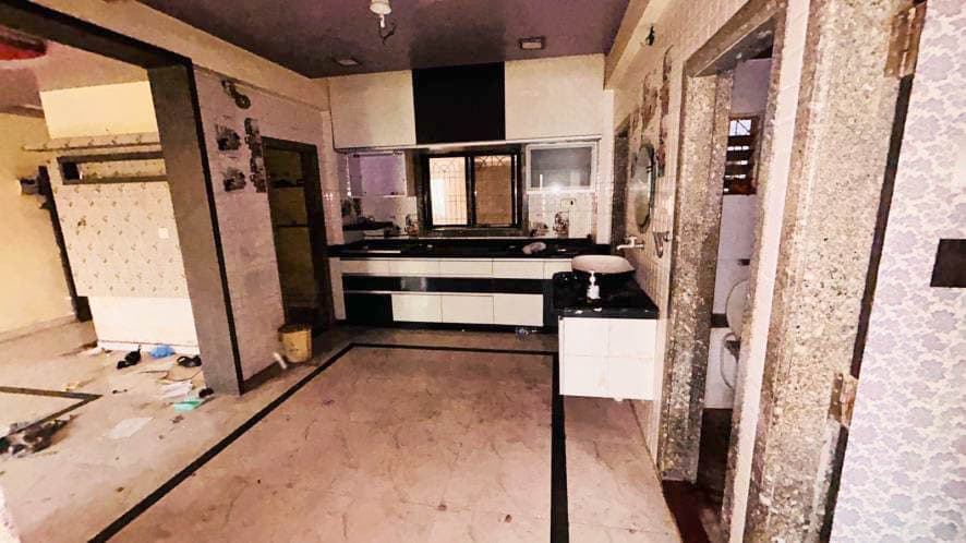 Property Photos 8