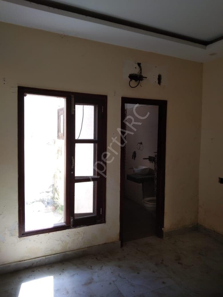 Property Photos 16