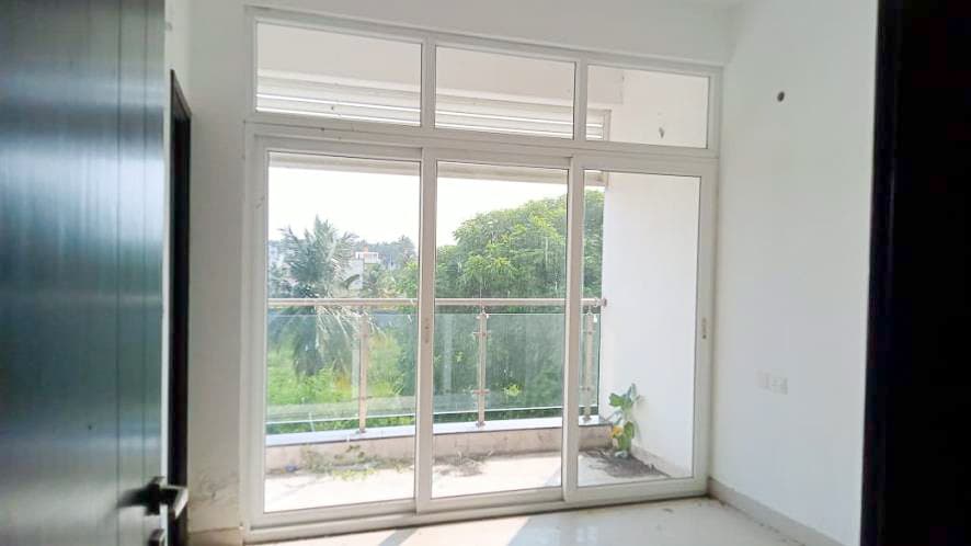 Property Photos 4