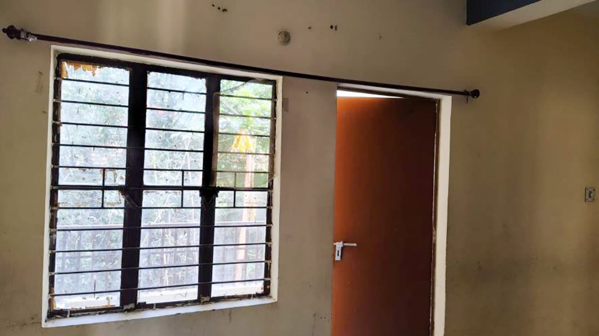 Property Photos 6
