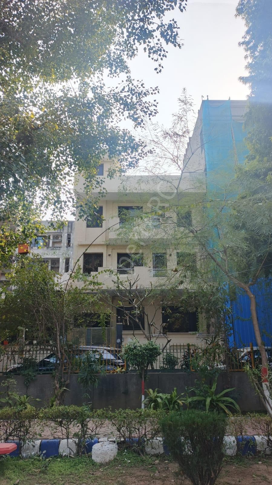 Property Photos 6