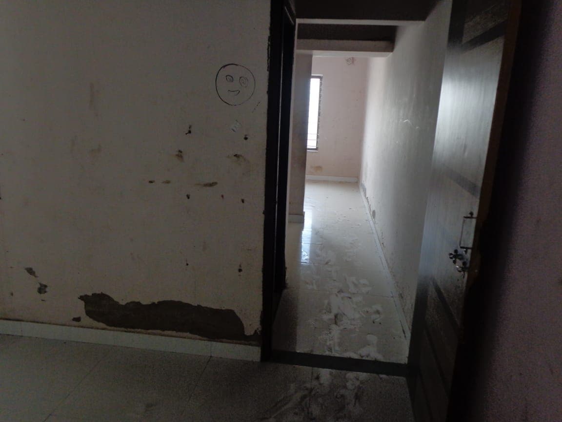 Property Photos 8