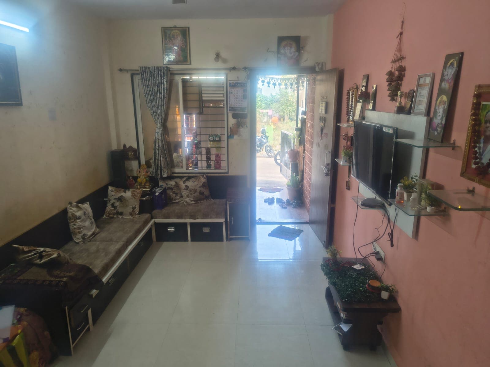 Property Photos 6