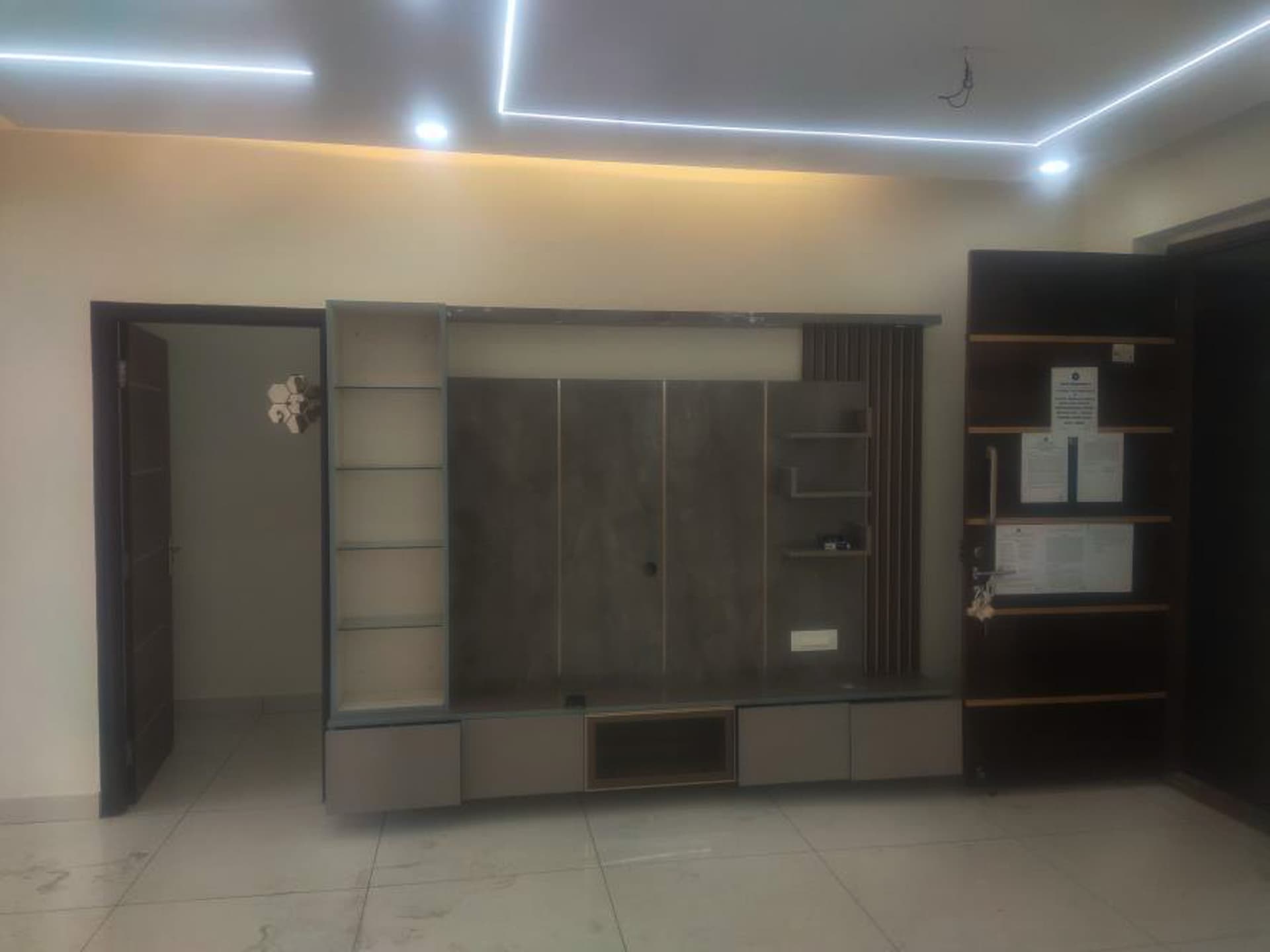Property Photos 25