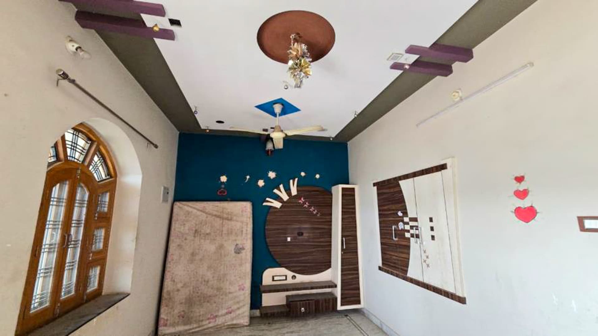 Property Photos 7