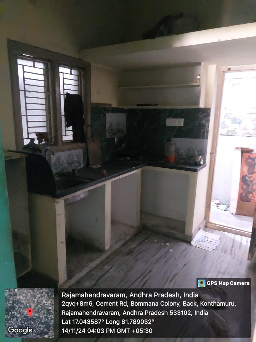 Property Photos 5