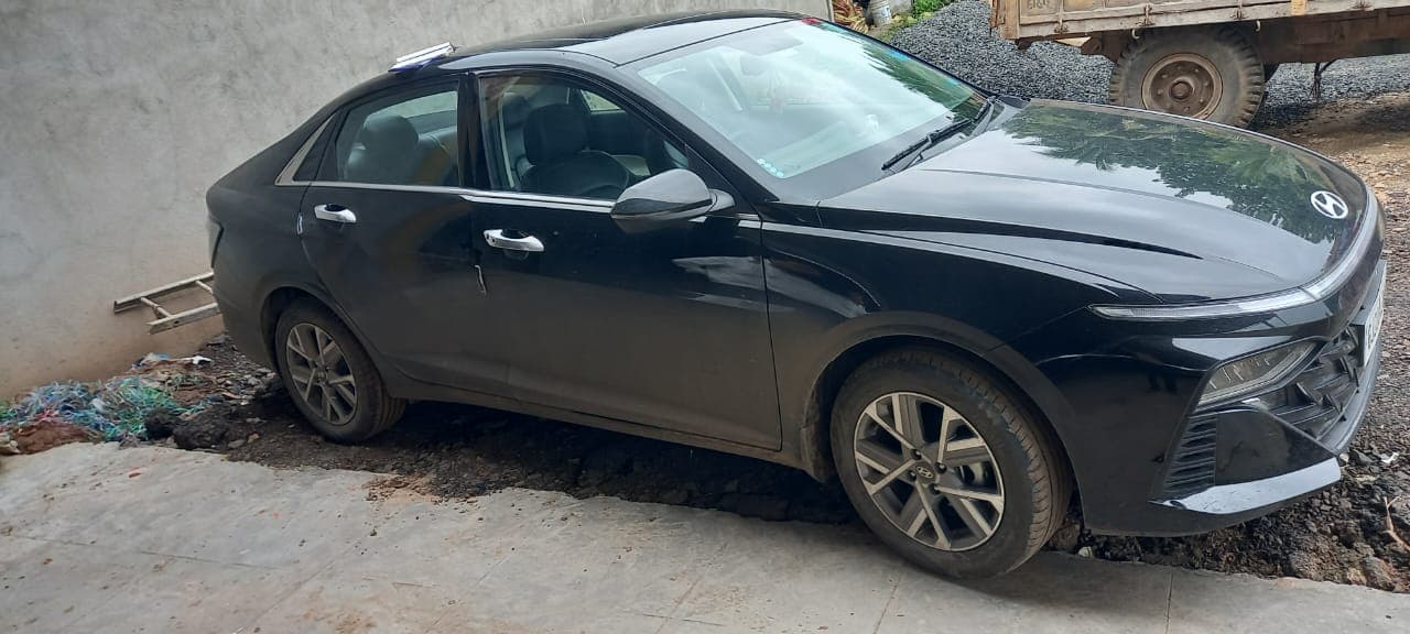 Property Photos 6
