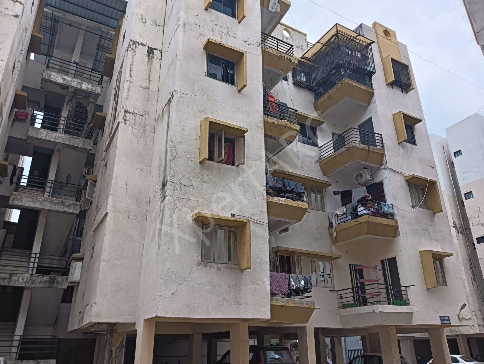 Property Photos 8