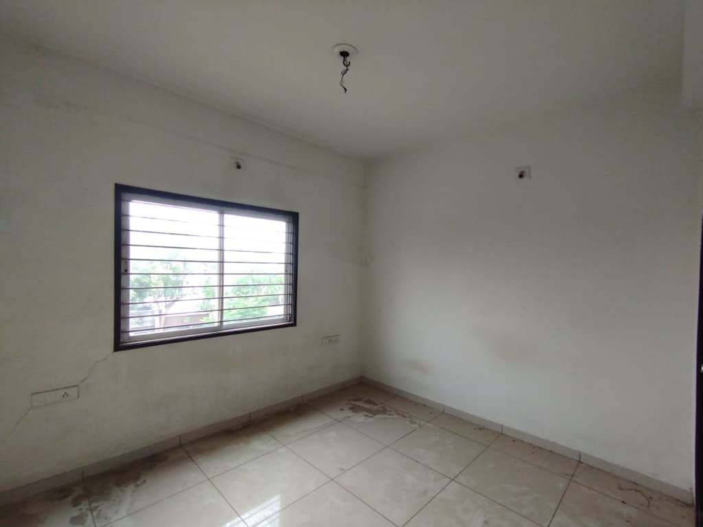 Property Photos 4