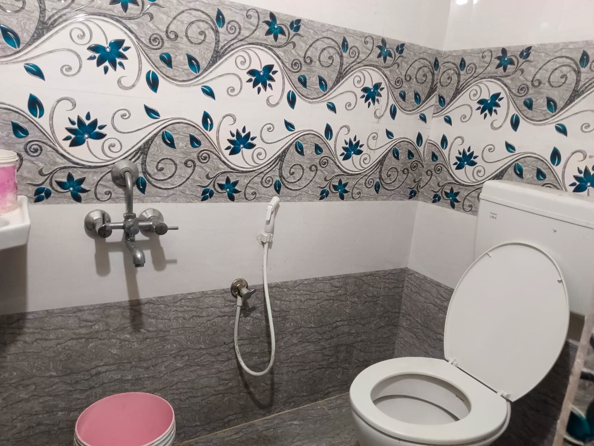 Property Photos 7