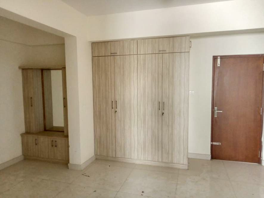 Property Photos 7