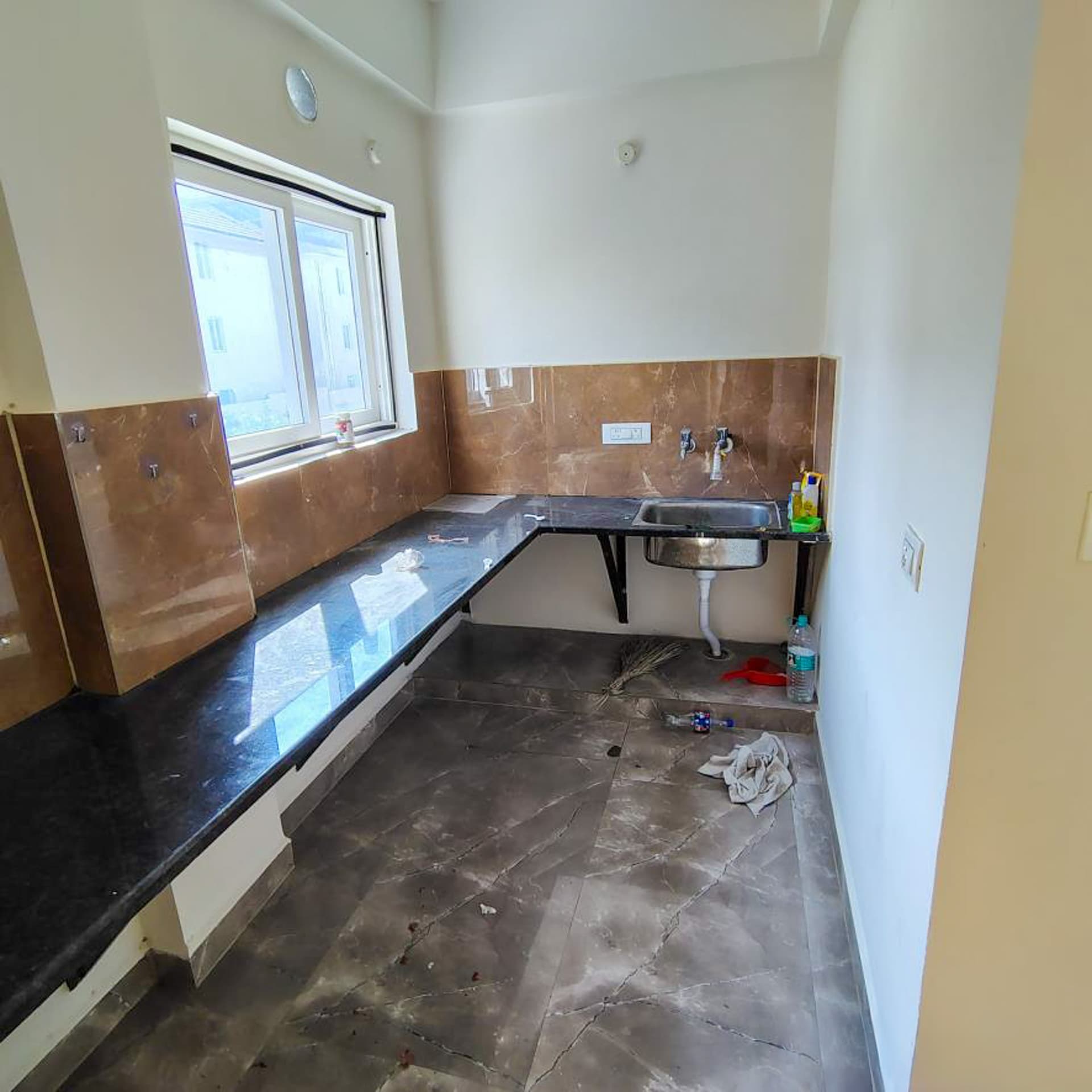 Property Photos 50