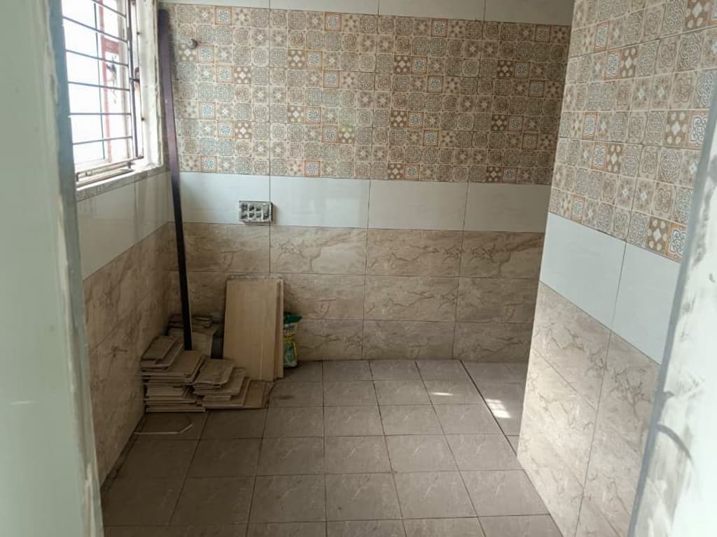 Property Photos 18