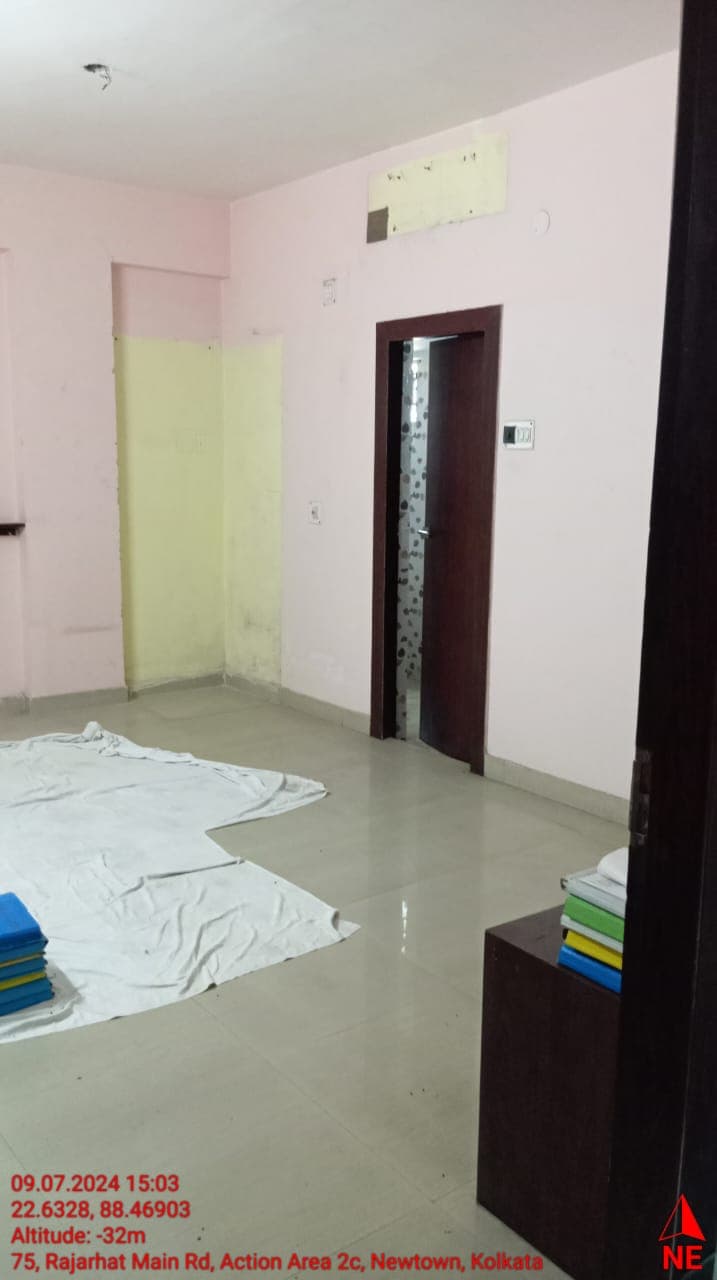 Property Photos 8