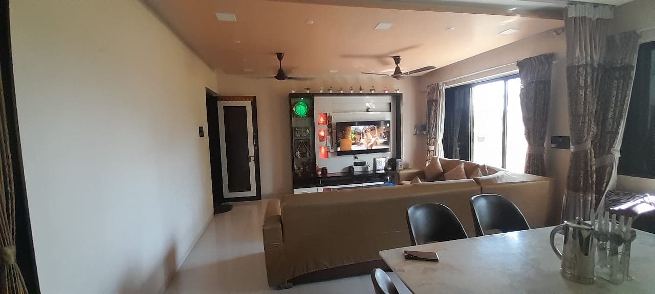 Property Photos 8