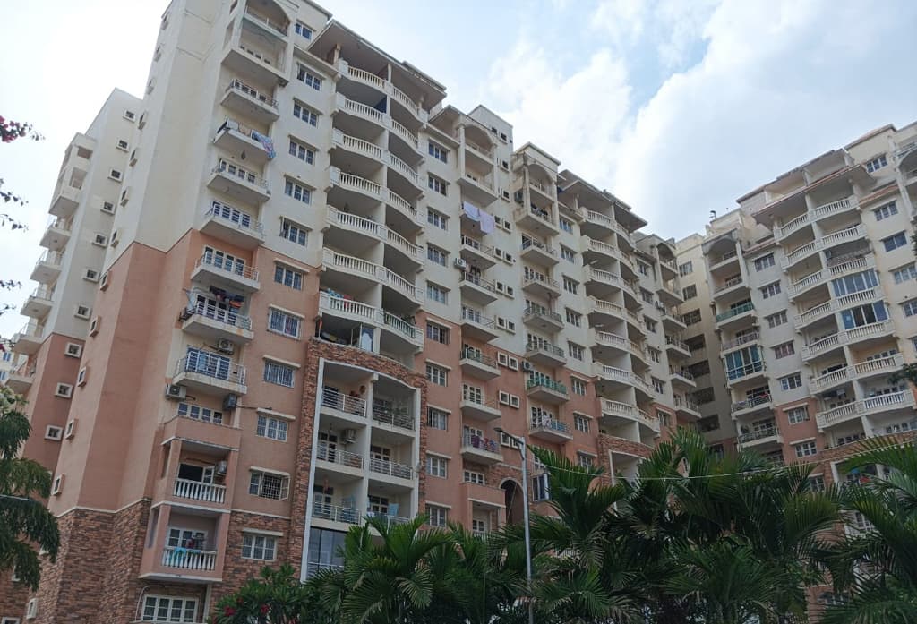 Property Photos 18
