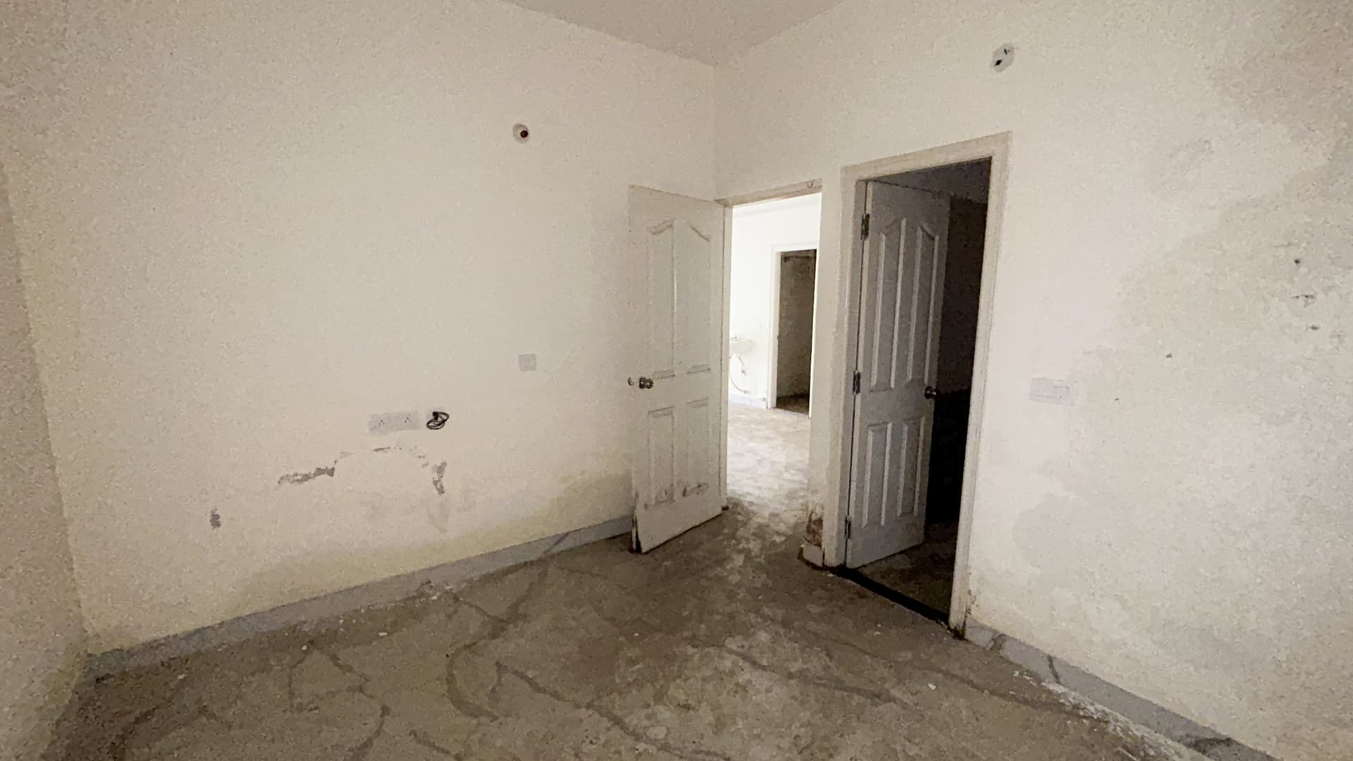 Property Photos 7