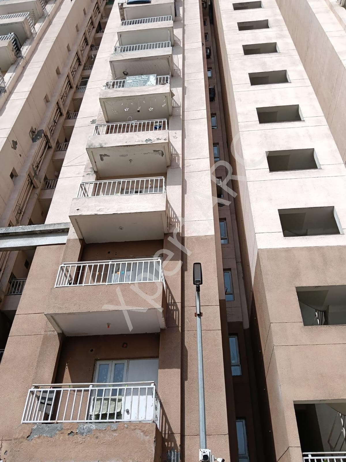 Property Photos 8