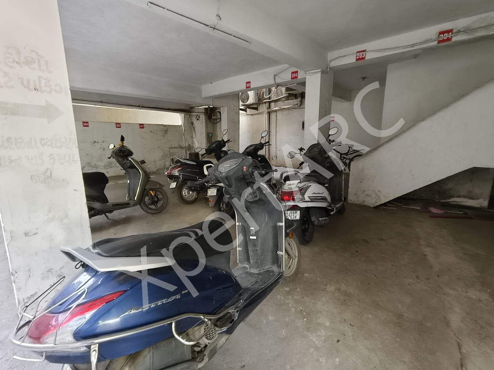 Property Photos 8