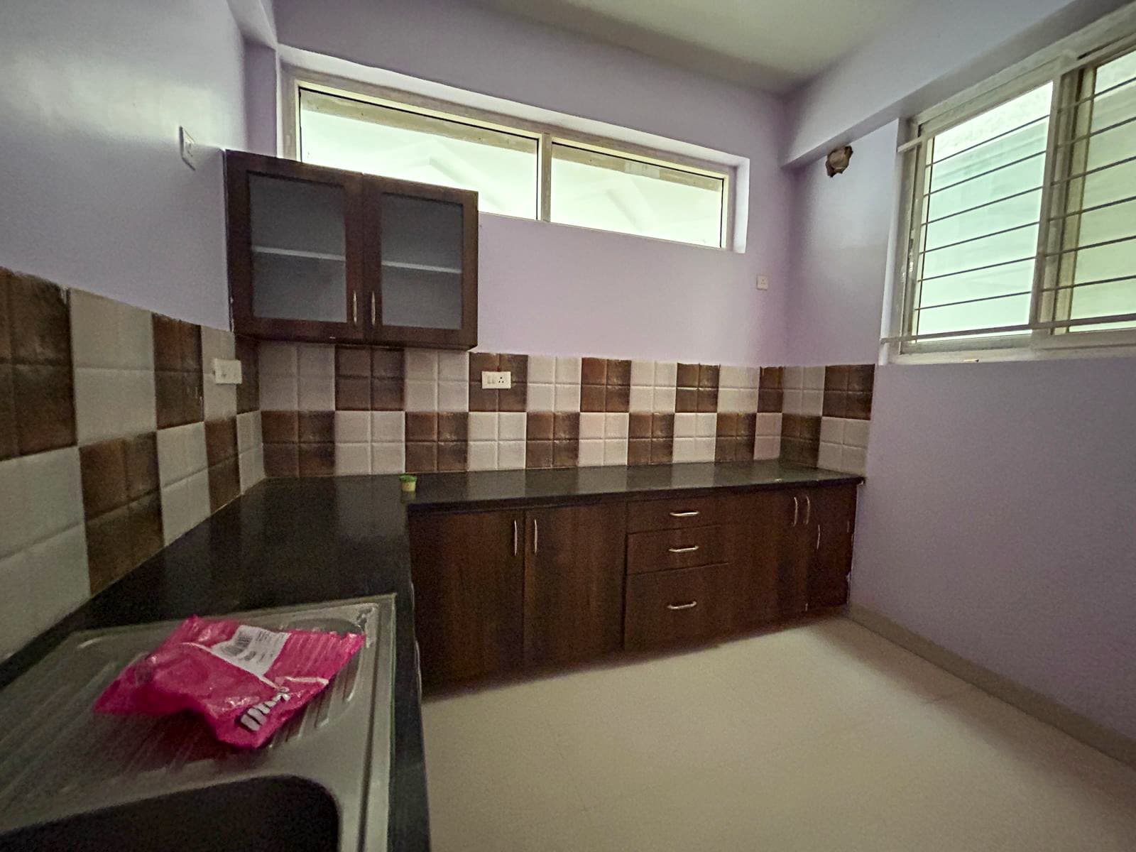 Property Photos 32