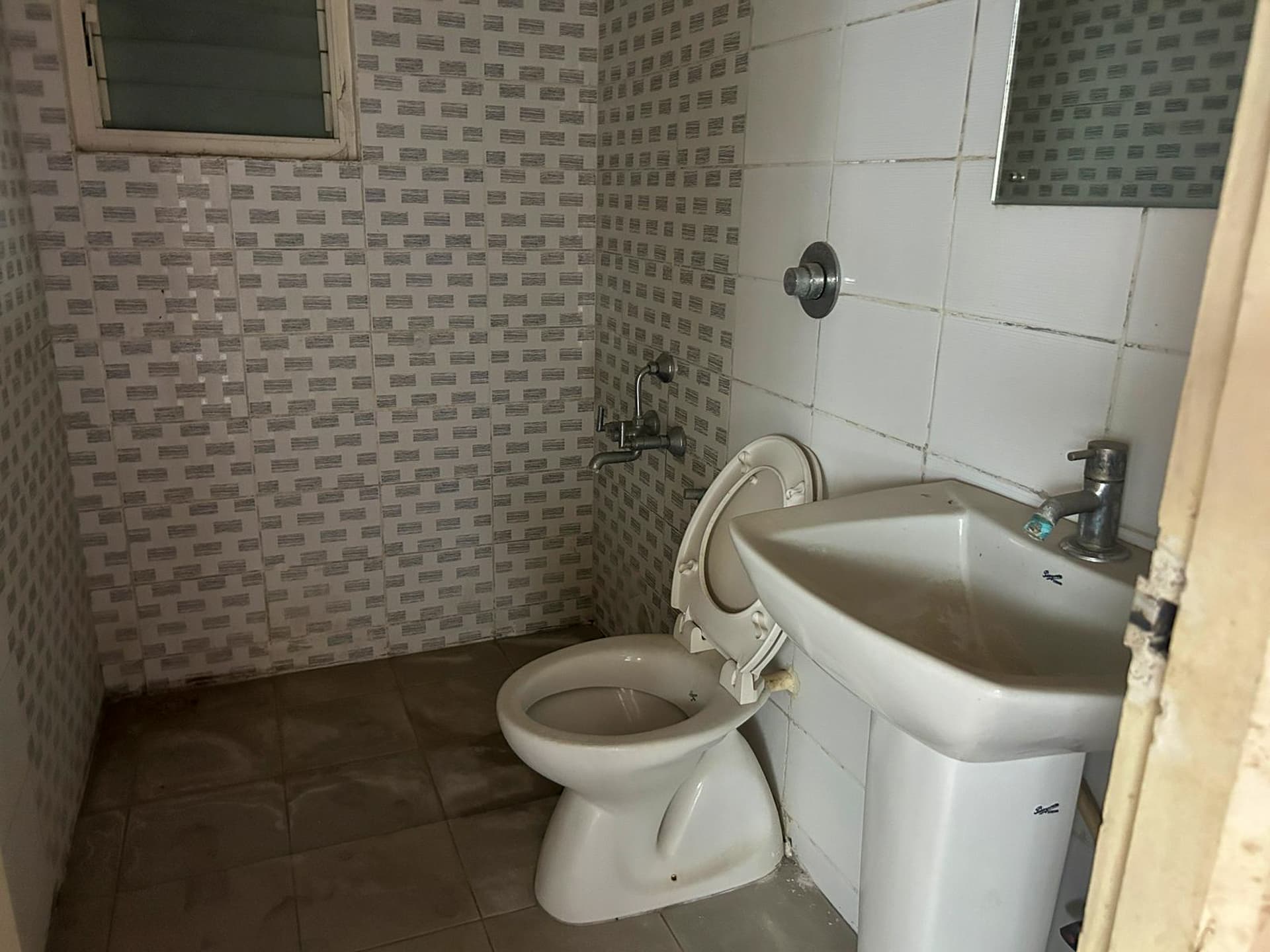 Property Photos 8