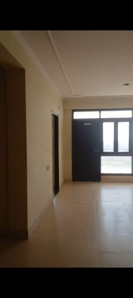 Property Photos 5