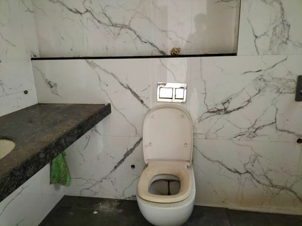 Property Photos 11