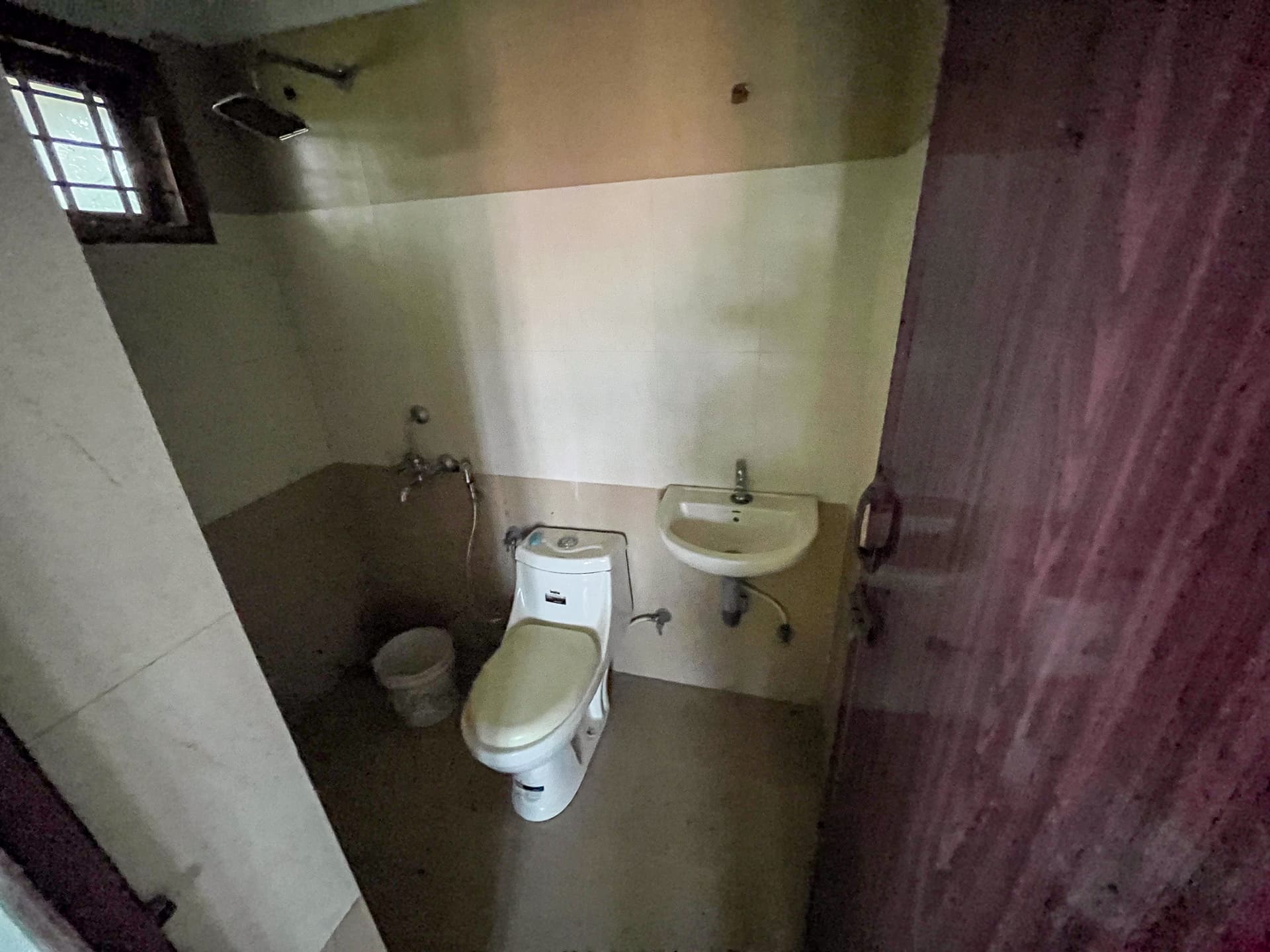 Property Photos 23