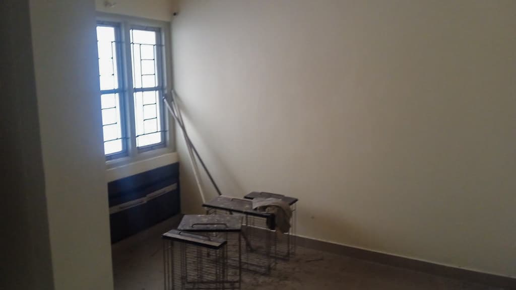 Property Photos 8
