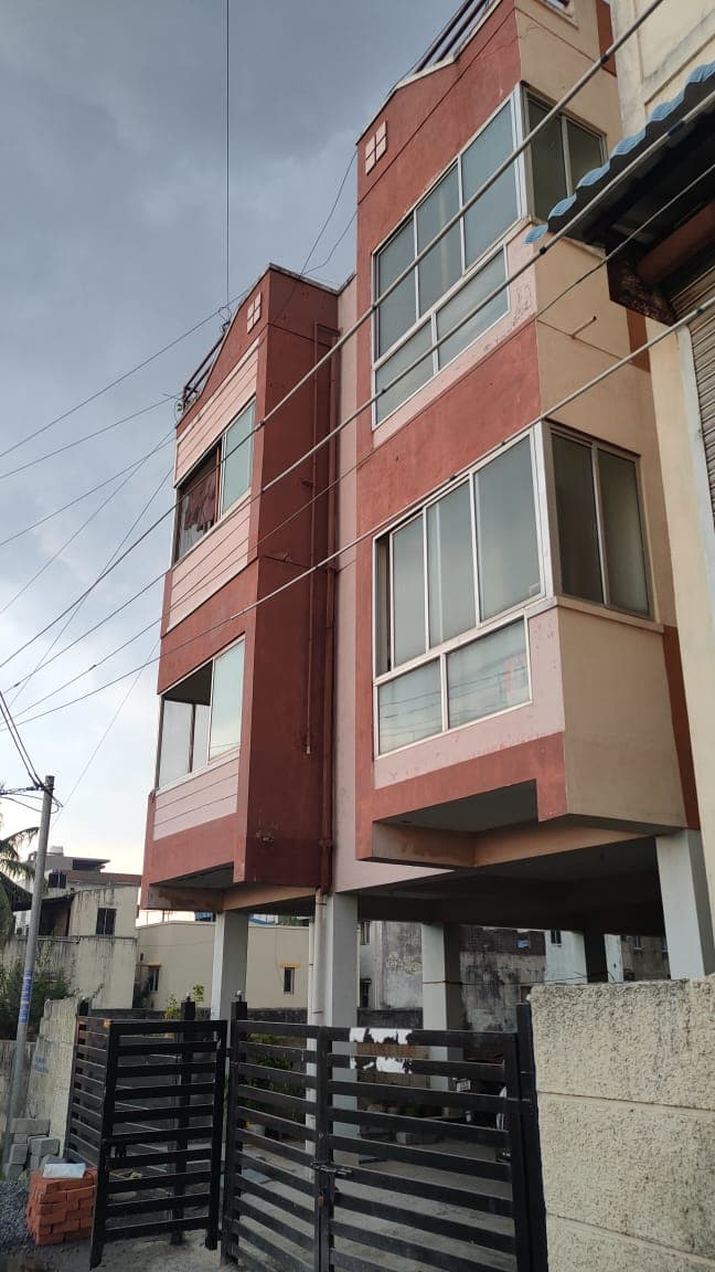 Property Photos 1