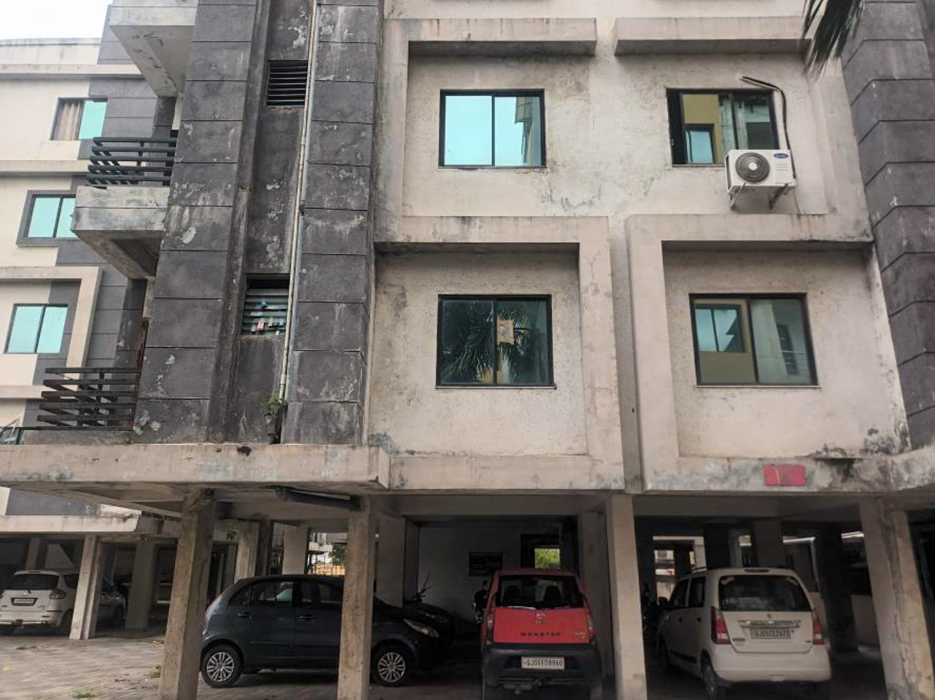 Property Photos 25