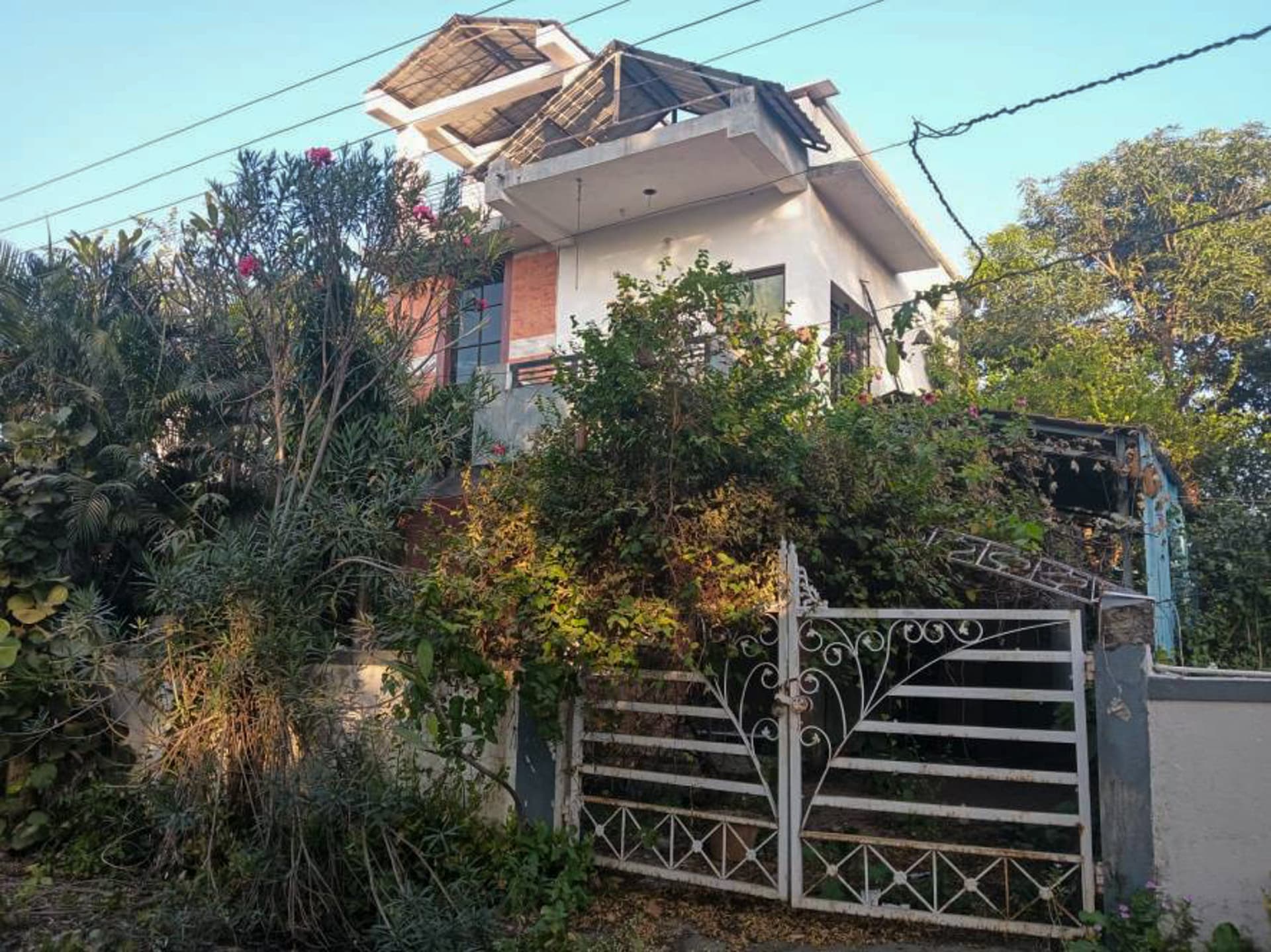 Property Photos 1