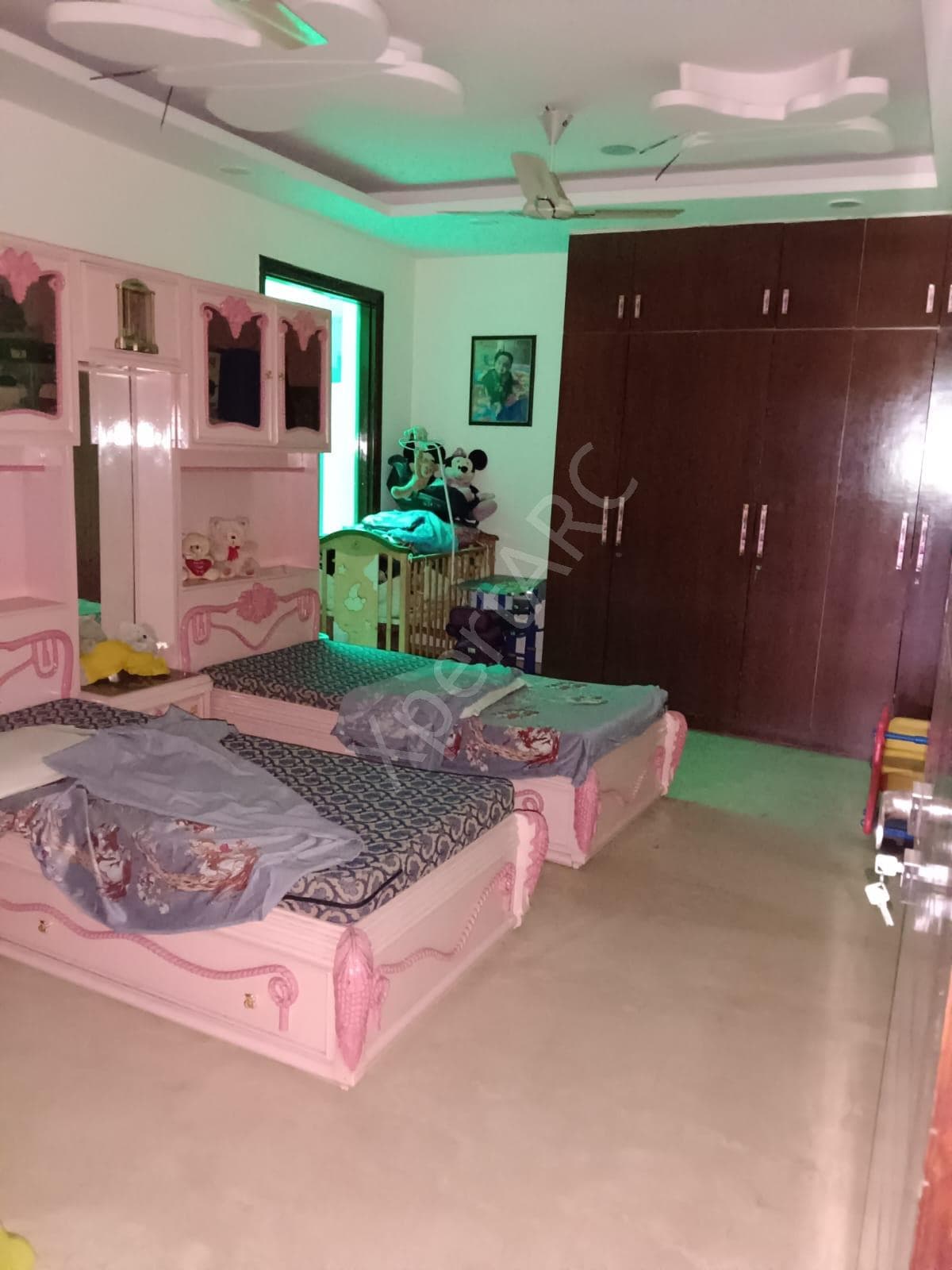 Property Photos 4