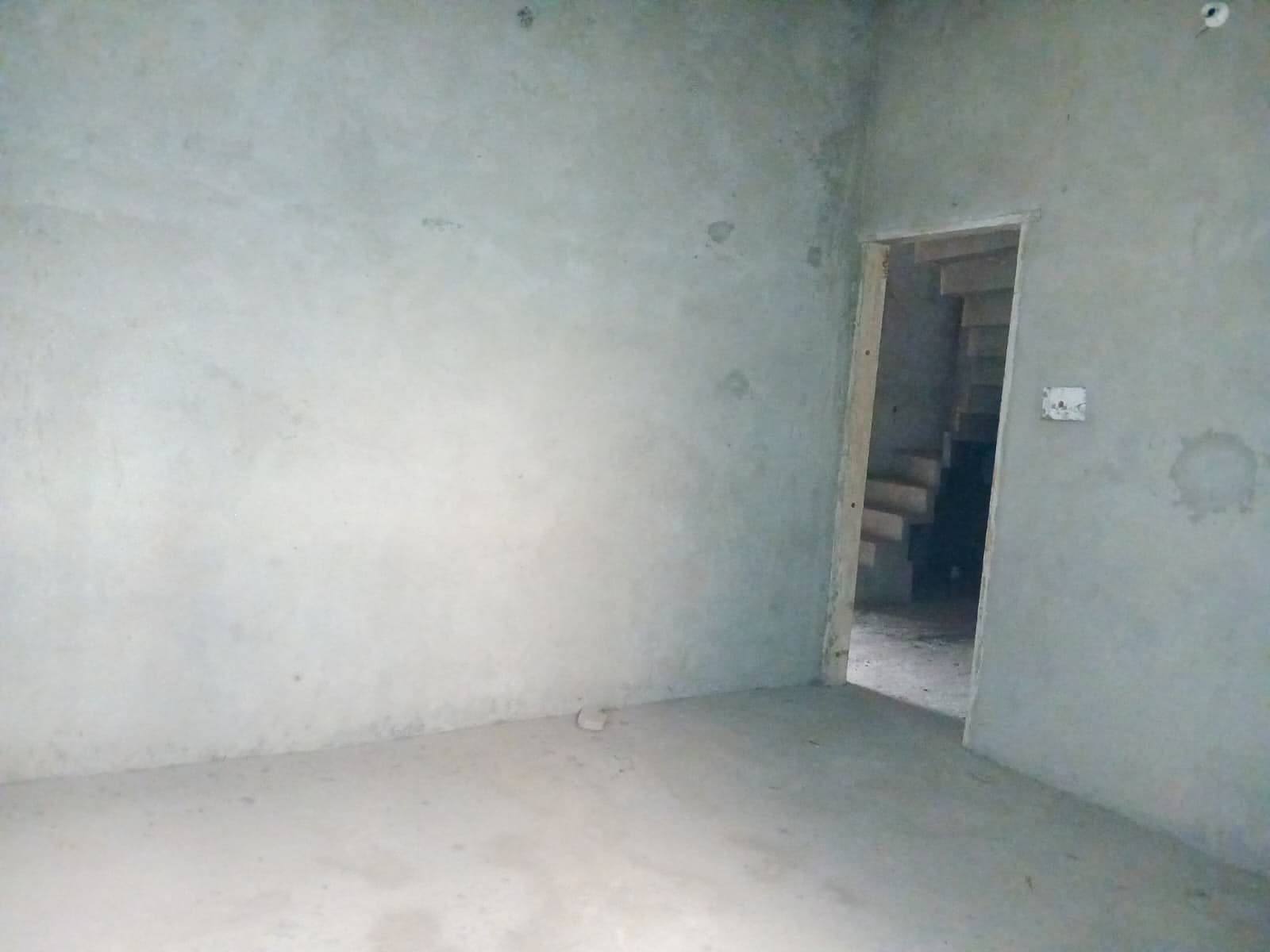Property Photos 8