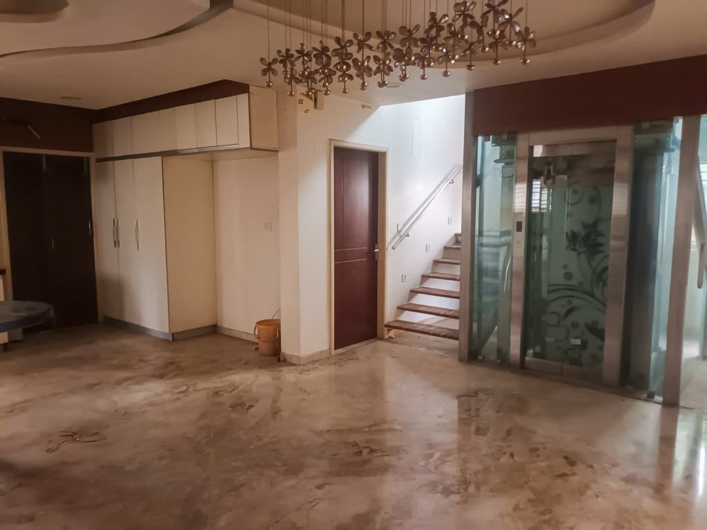 Property Photos 5
