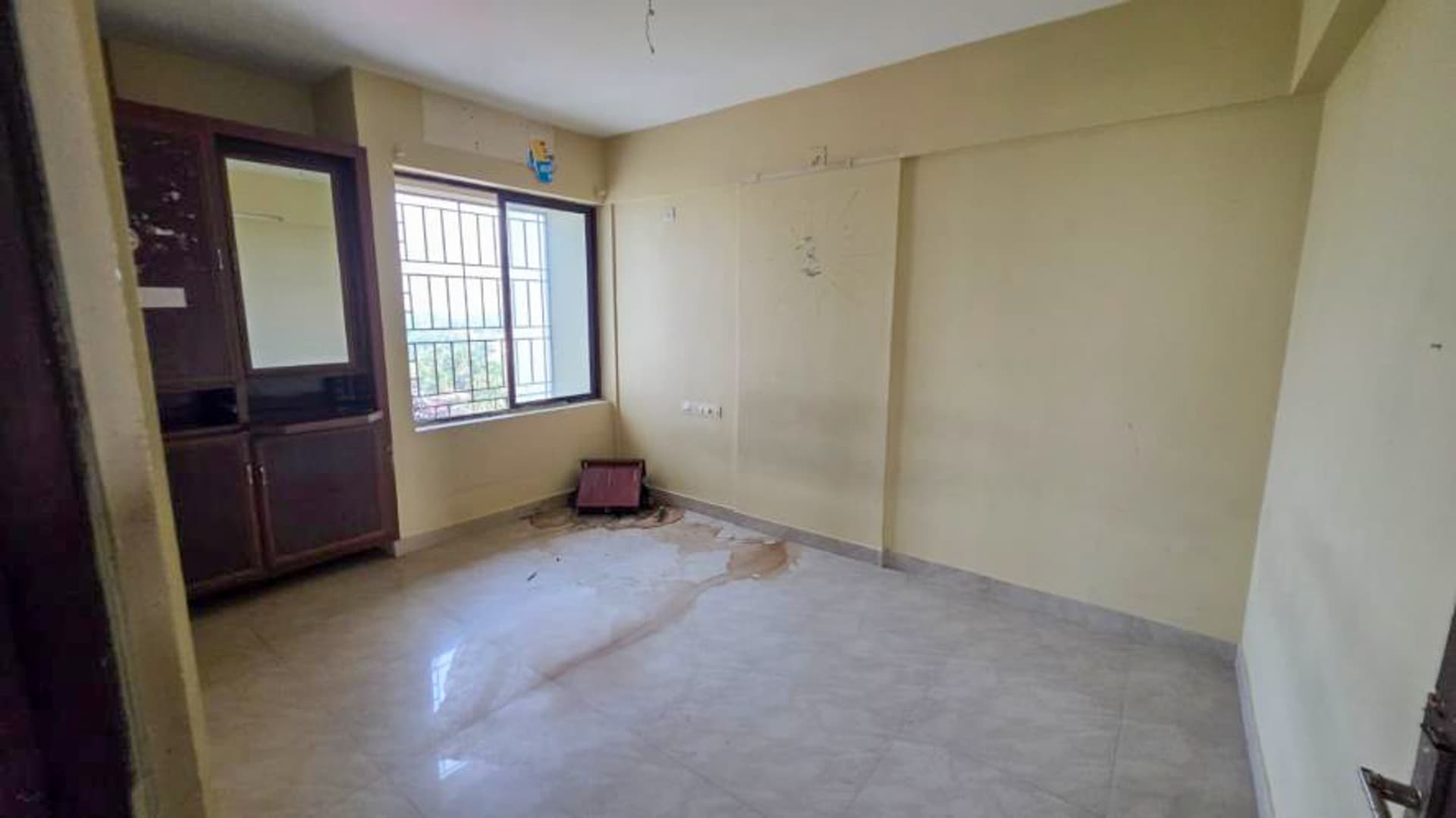 Property Photos 8