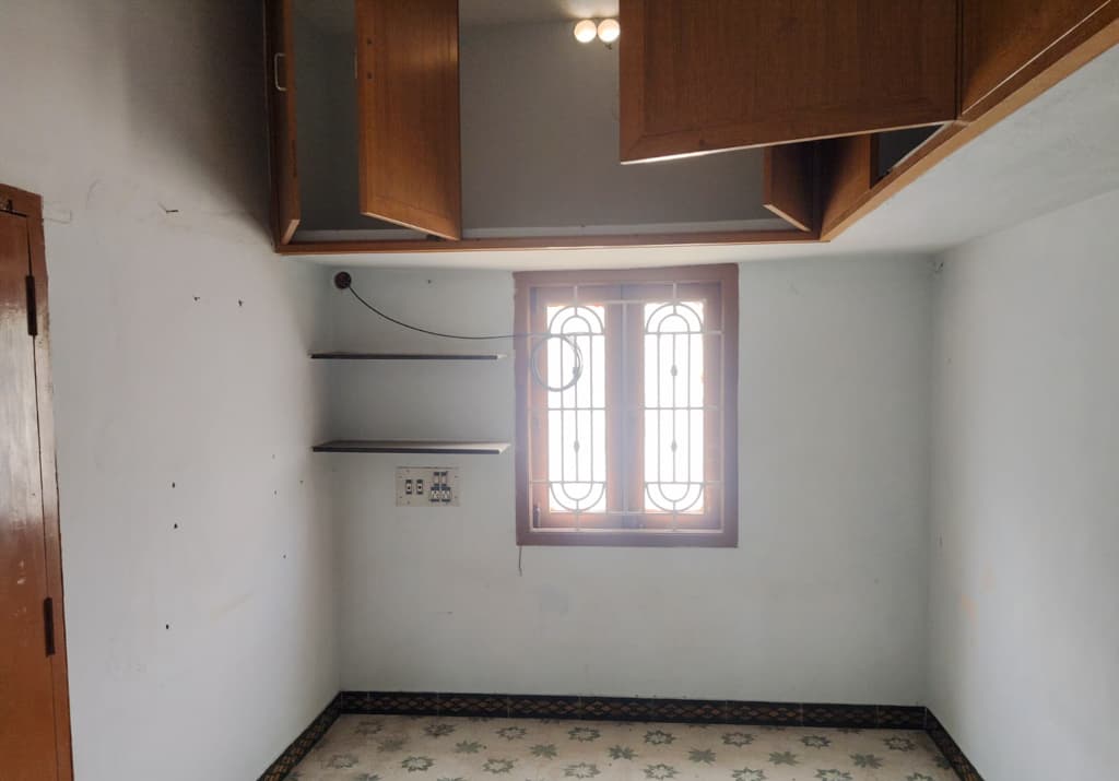 Property Photos 15