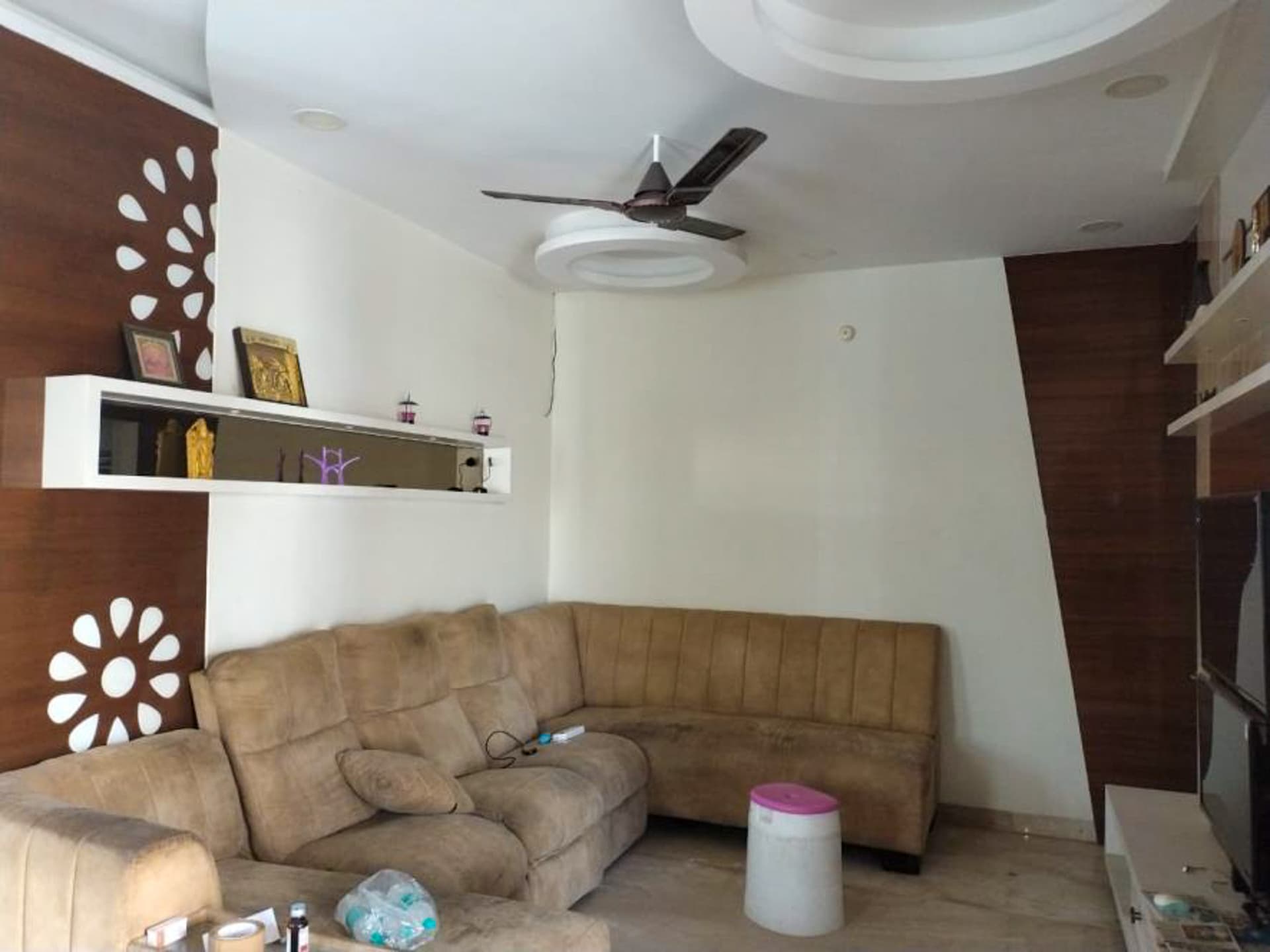 Property Photos 9