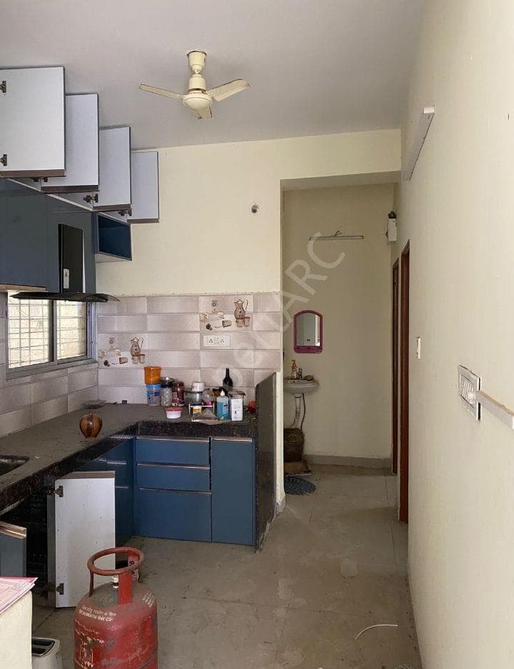 Property Photos 9