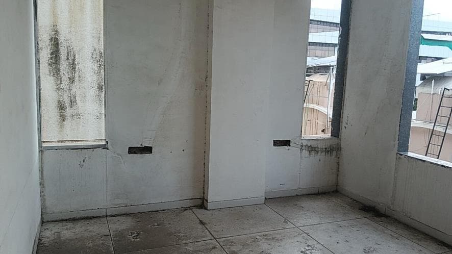 Property Photos 18