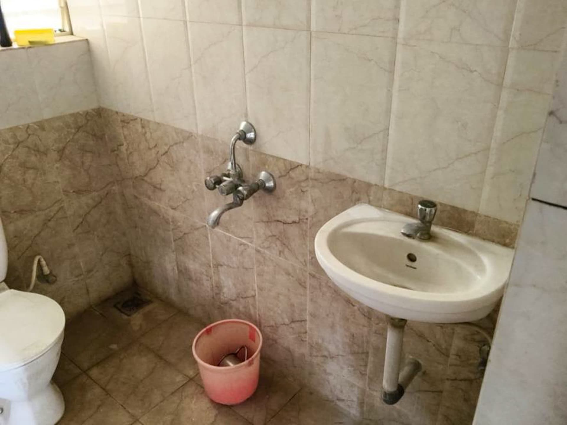 Property Photos 9